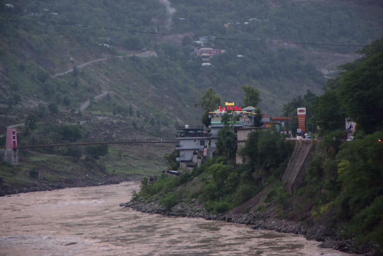 La Orilla Hotel Muzaffarabad Exterior photo